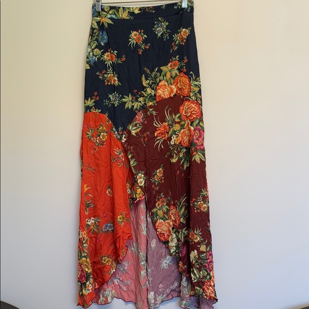 Farm Floral Maxi skirt sz XS